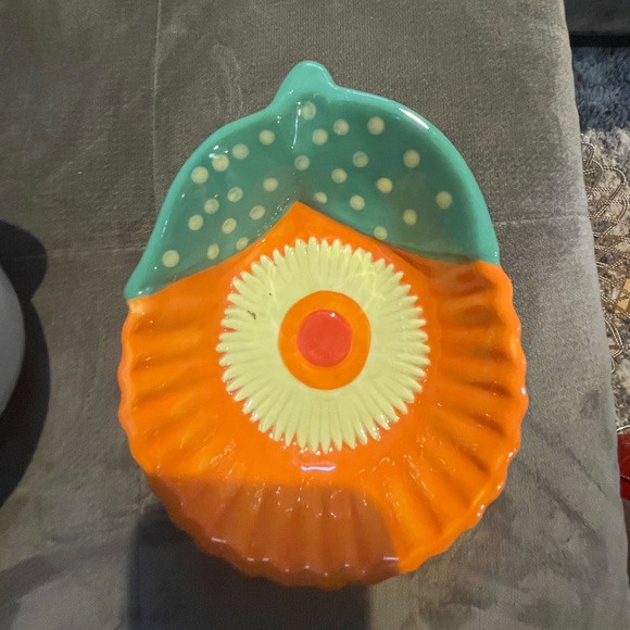 Handcrafted and hand painted Mexican condiment bowls - Picture 6 of 6